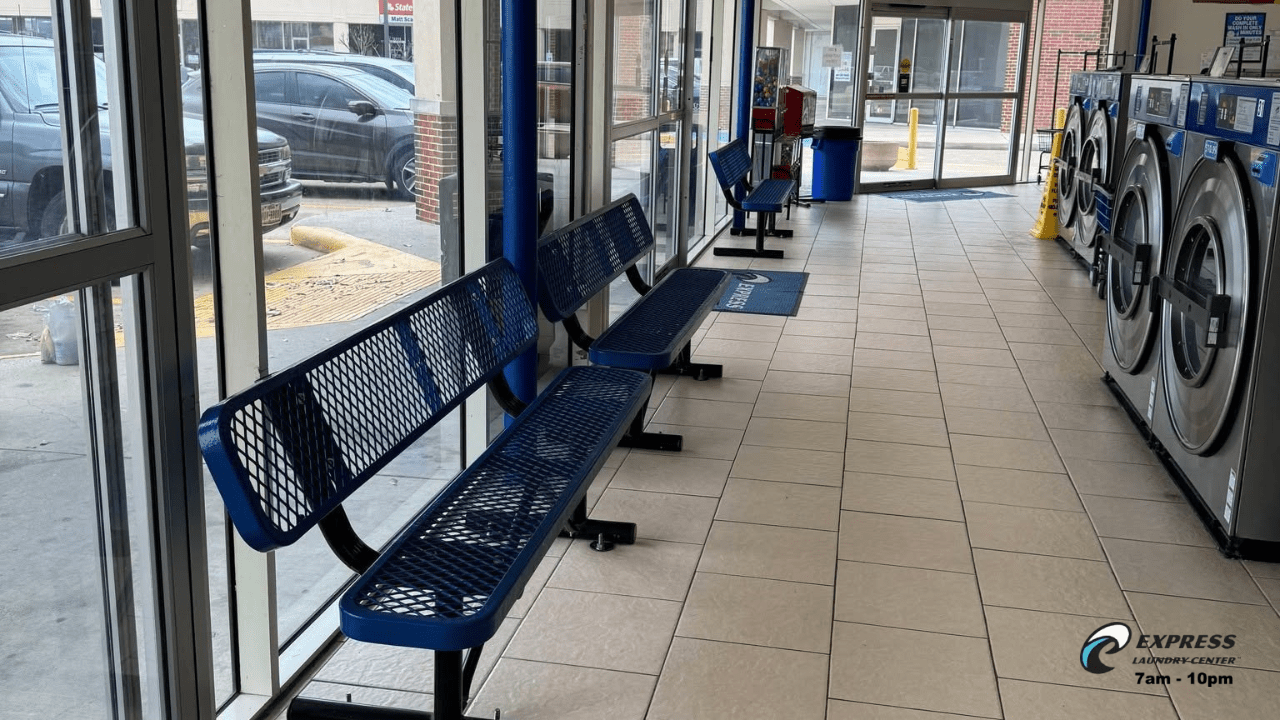 Express Same Day Laundry Service near Sterling Ridge, The Woodlands